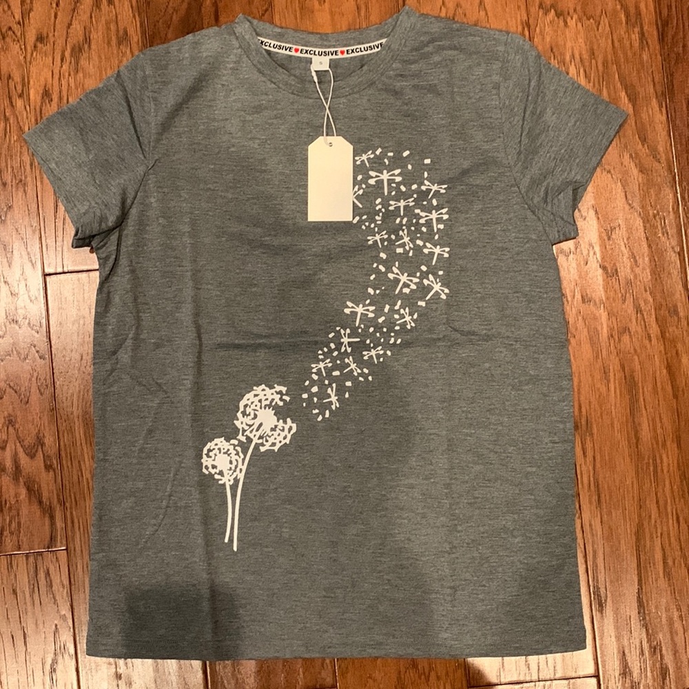 Women’s size S top